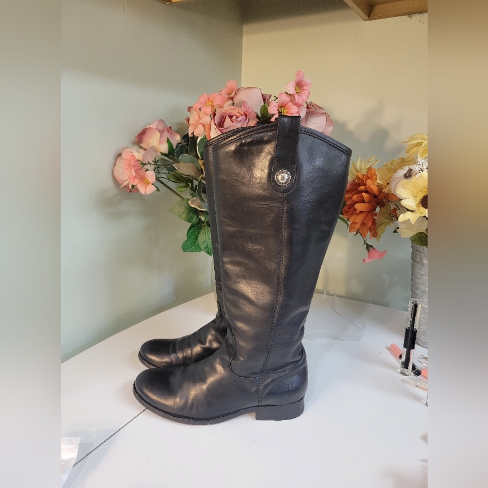 Frye Melissa leather riding boots. Gorgeous 7 - Picture 3 of 10